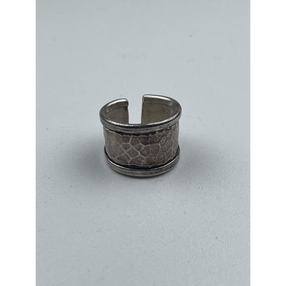 Hammered Band Sterling Silver Ring Adjustable Size 8 or 9 - Picture 5 of 11